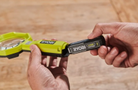 Ryobi RML4-120G 4V Akumulátorové zväčšovacie svetlo USB Lítium (1 x 2,0Ah)