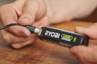 Ryobi RB420 2,0Ah Akumulátor USB Lithium™