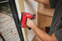 Milwaukee M12 FUEL™ 18 GA rovná klincovačka